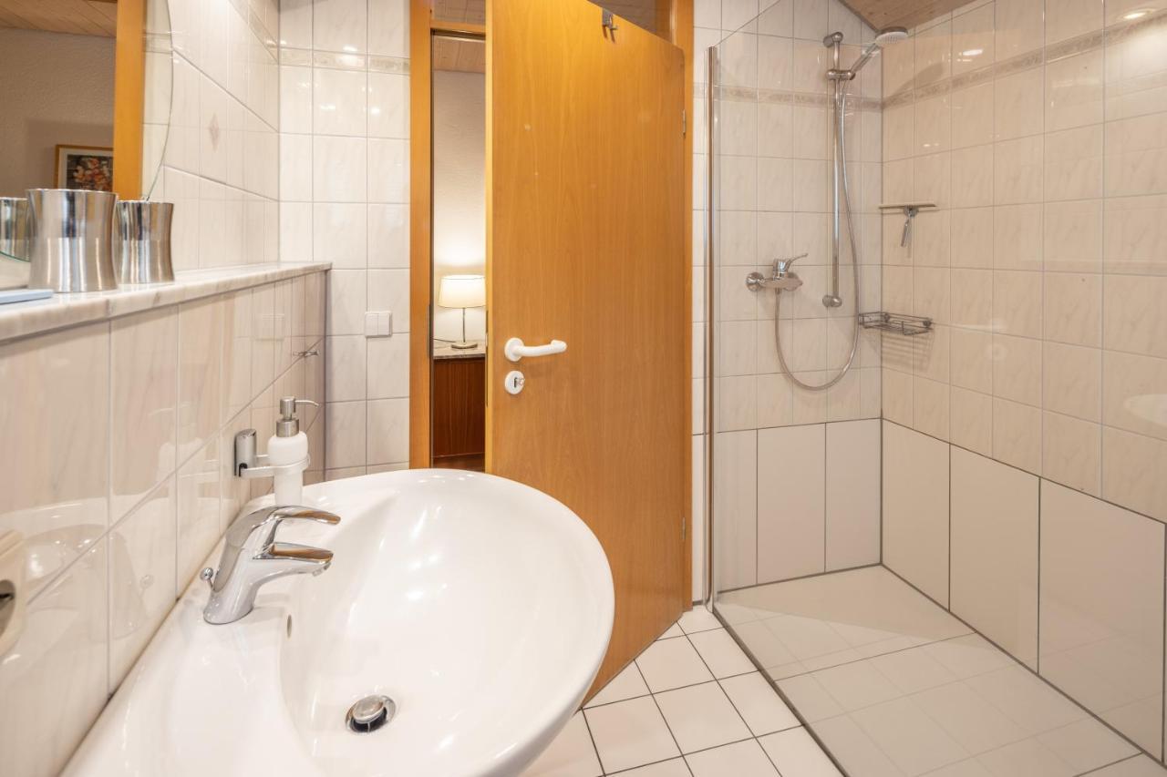 Апартаменты Haus Ahorn Бад-Дюрхайм Экстерьер фото